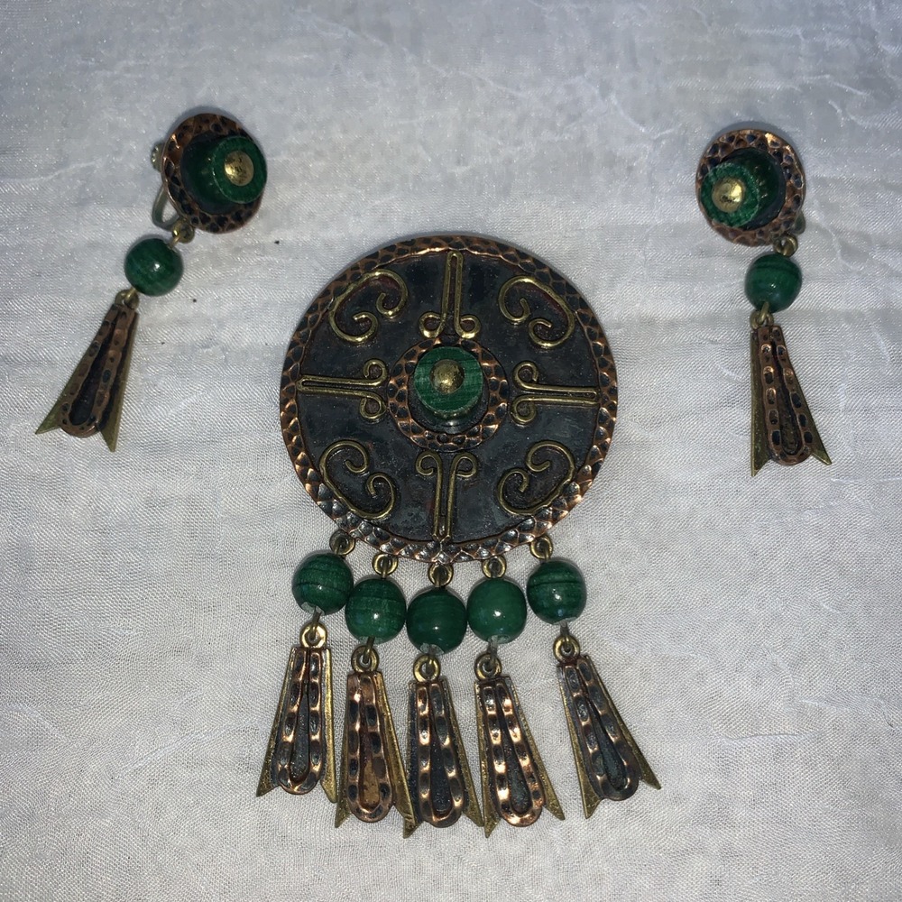Vintage Mexico jade &‎ Copper Modernist Mid Century MCM Pendant/Brooch Earrings